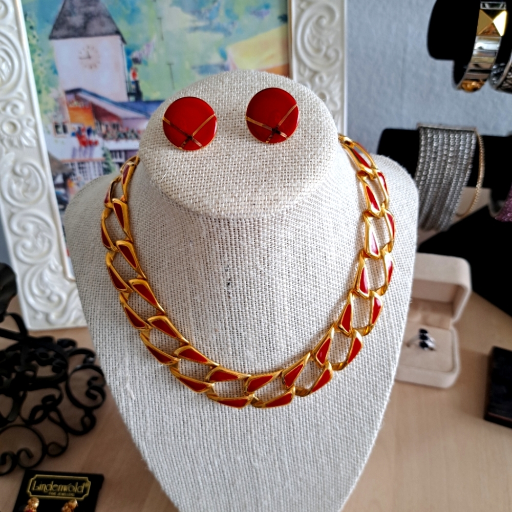 Vibrant Red Geometric Circle Ceramic Earrings Gol… - image 5